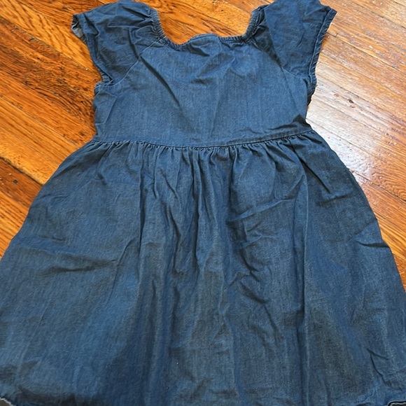 Cat and Jack denim colored dress size M(7/8) - Picture 2 of 2